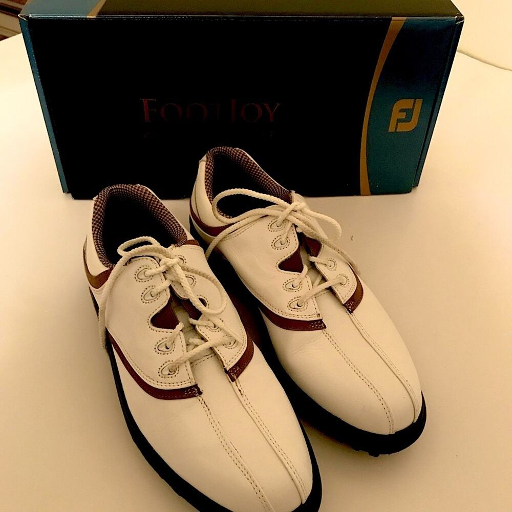 FootJoy White Spiked Golf Shoes for Performance and Comfort